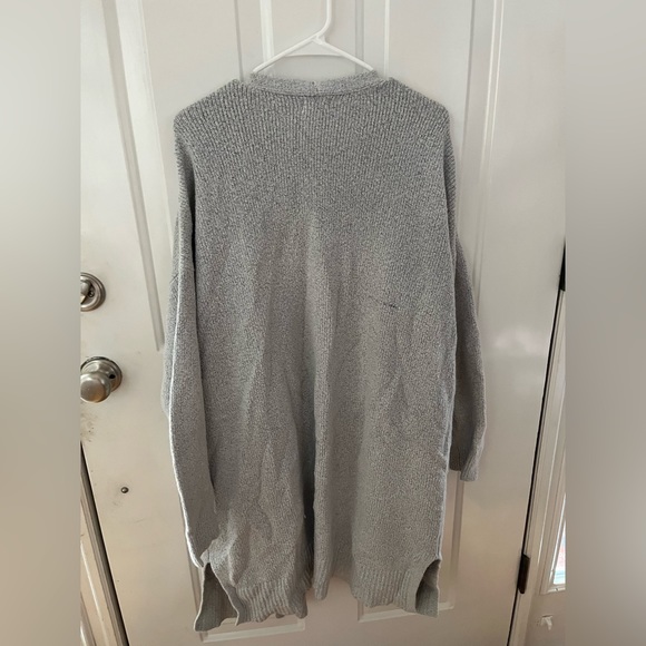 Old Navy Sweater-Long-Size XXL - Picture 2 of 3